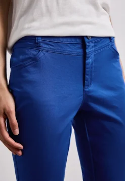 7/8 Slim Leg Hose im Satin-Look