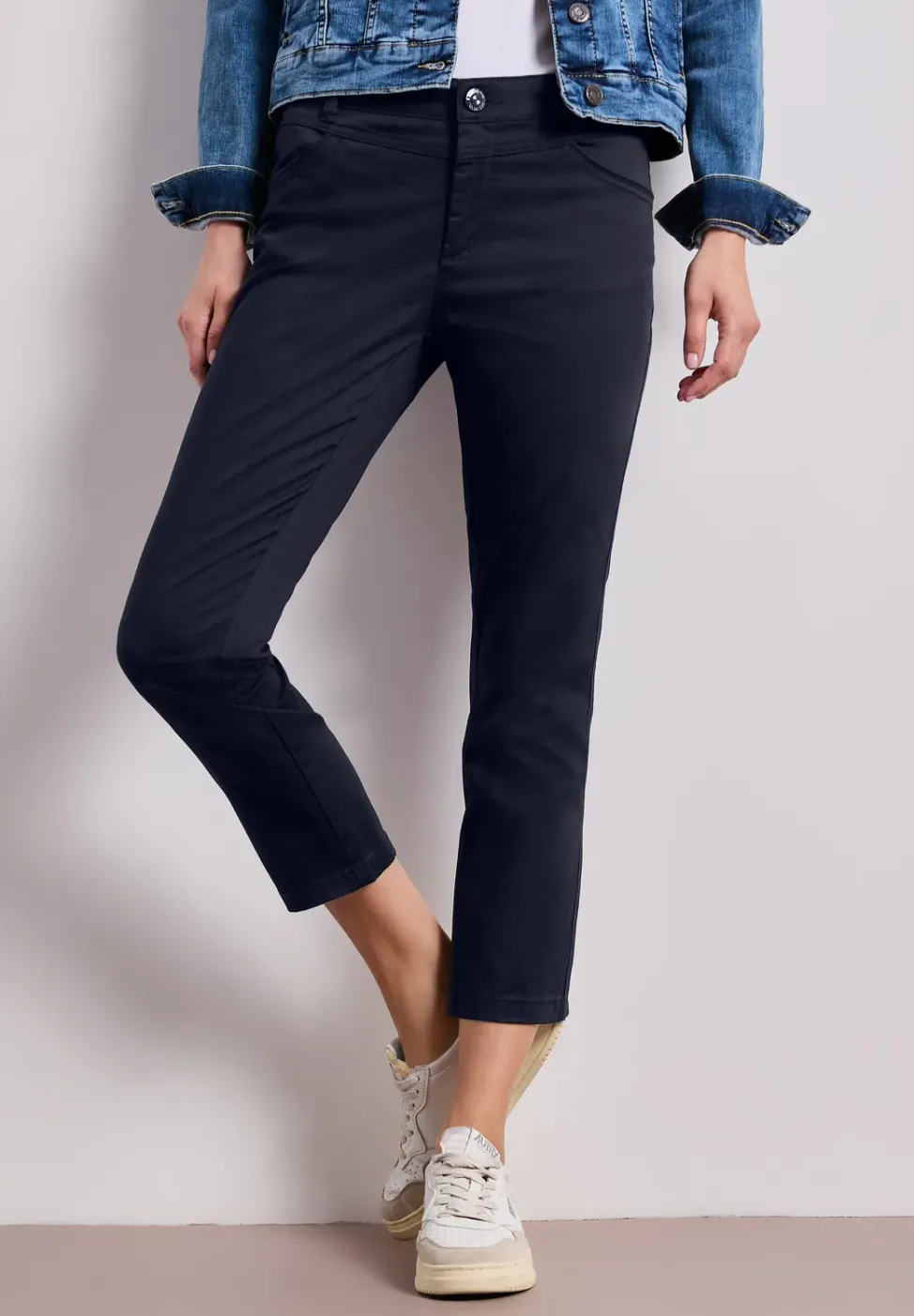 7/8 Slim Leg Hose im Satin-Look