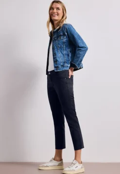 7/8 Slim Leg Hose im Satin-Look