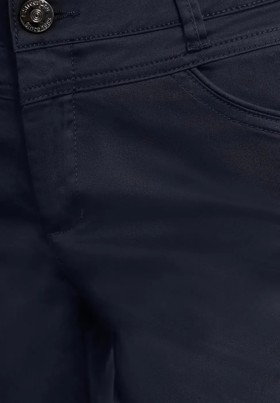 7/8 Slim Leg Hose im Satin-Look