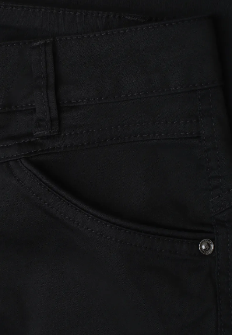 7/8 Slim Leg Hose im Satin-Look