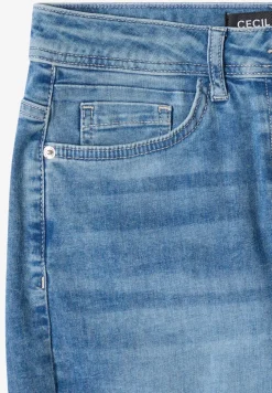 7/8 Slim Leg Jeans im Casual Fit
