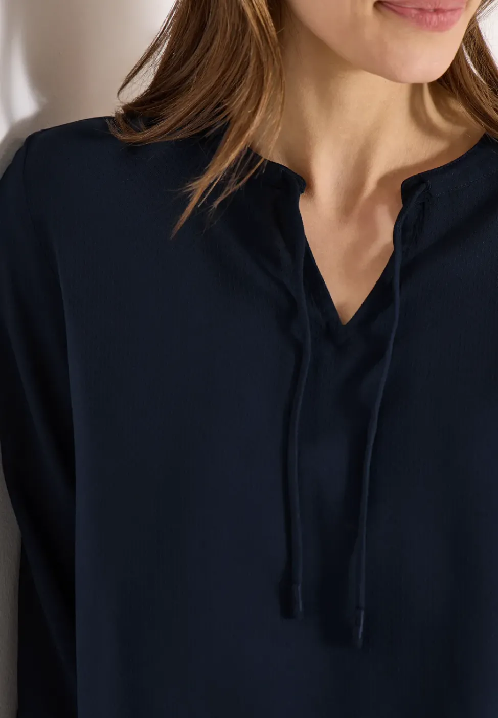 3/4-Arm Bluse mit Split Neck und Bändern