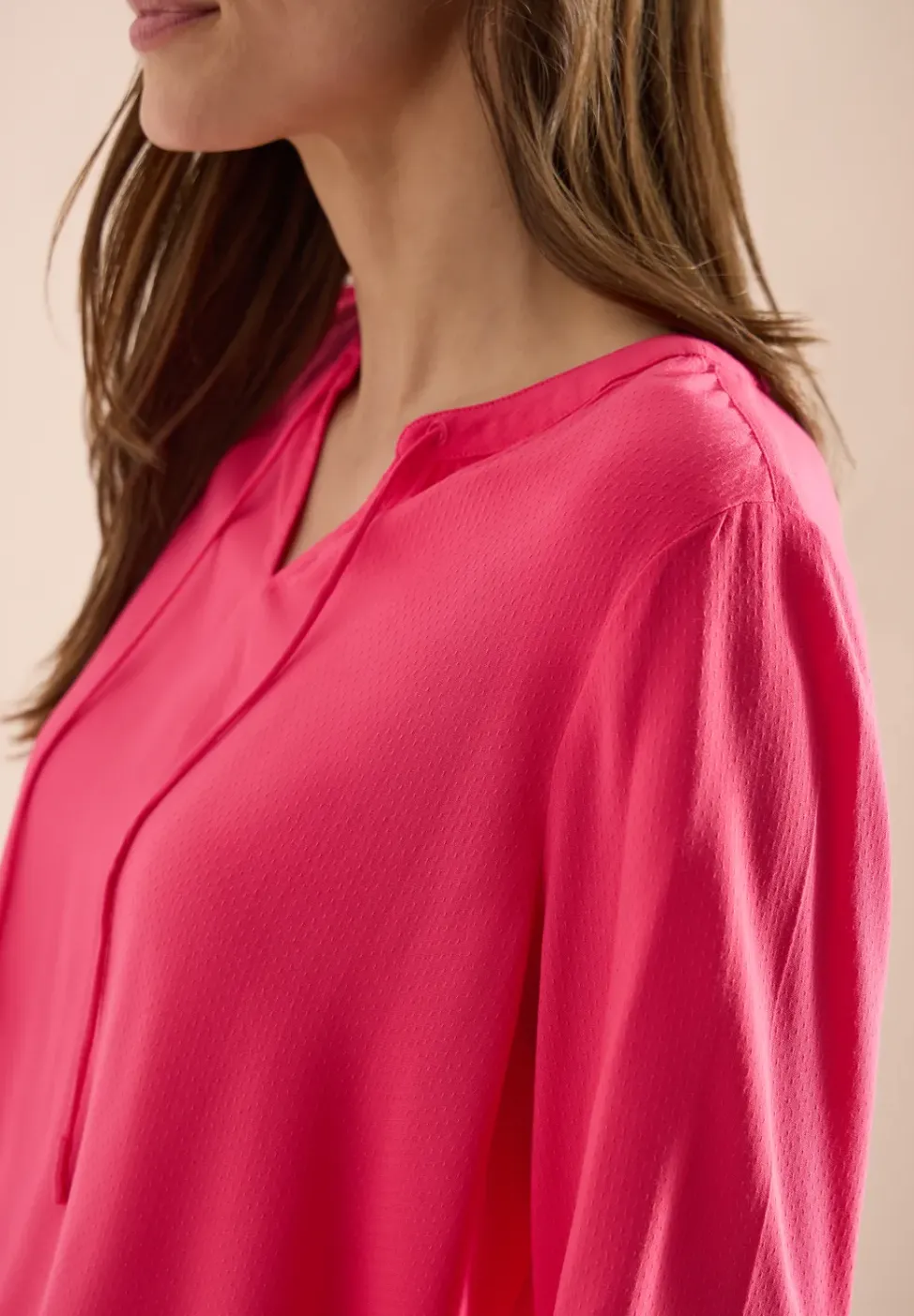 3/4-Arm Bluse mit Split Neck und Bändern