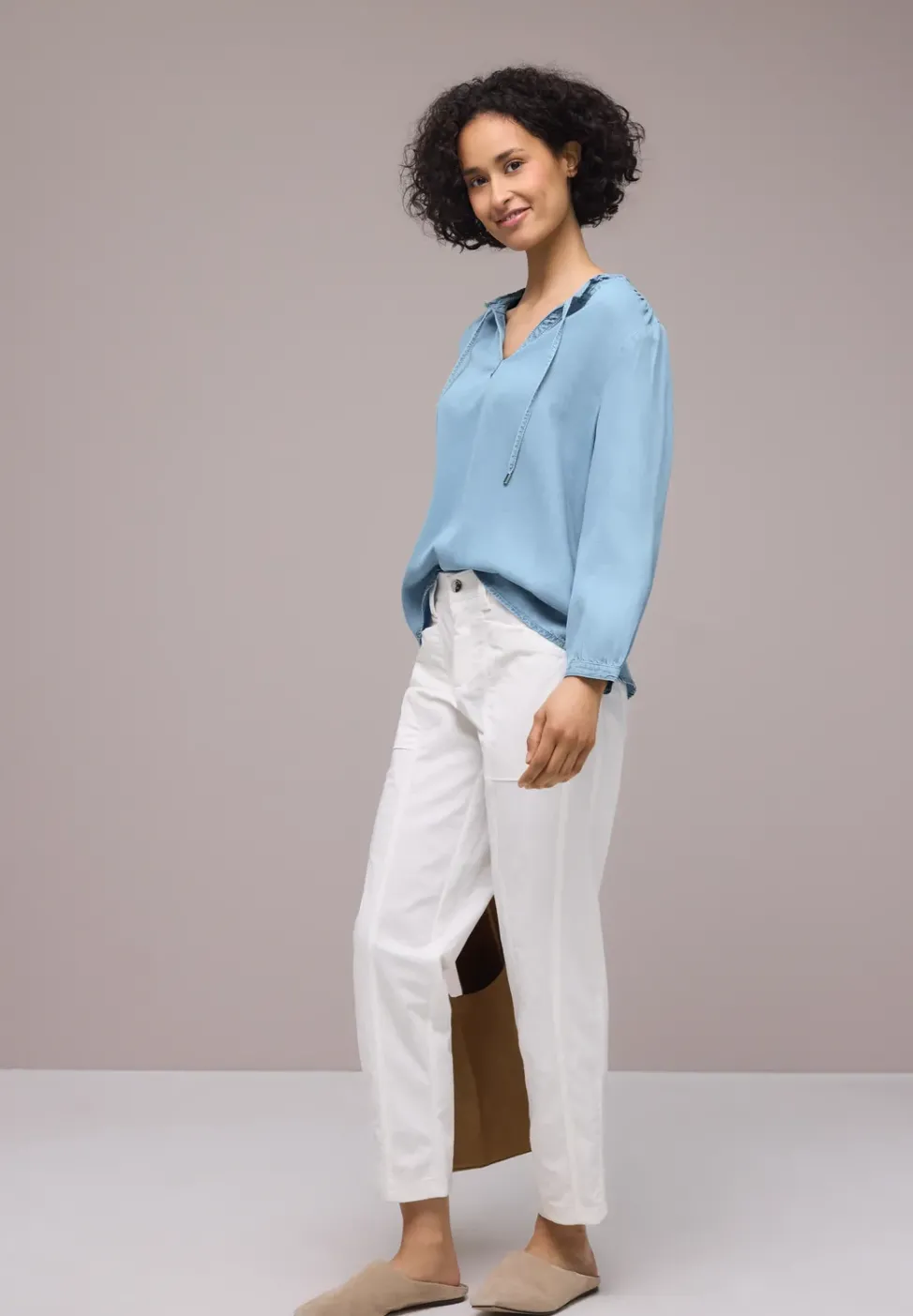3/4-Arm Bluse mit Split Neck im Denim-Look