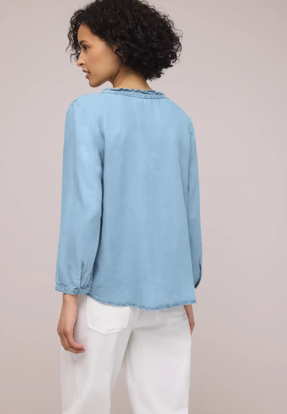 3/4-Arm Bluse mit Split Neck im Denim-Look
