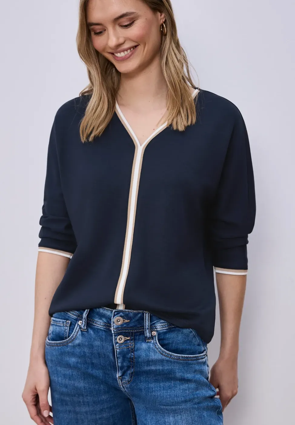 3/4-Arm Shirt mit Kontrastdetail