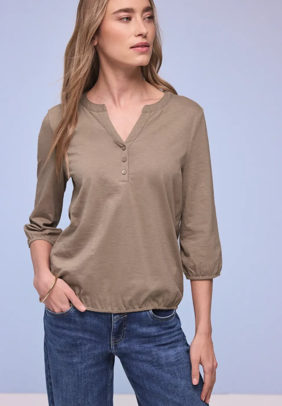 3/4-Arm Shirt mit Split Neck und Knöpfen