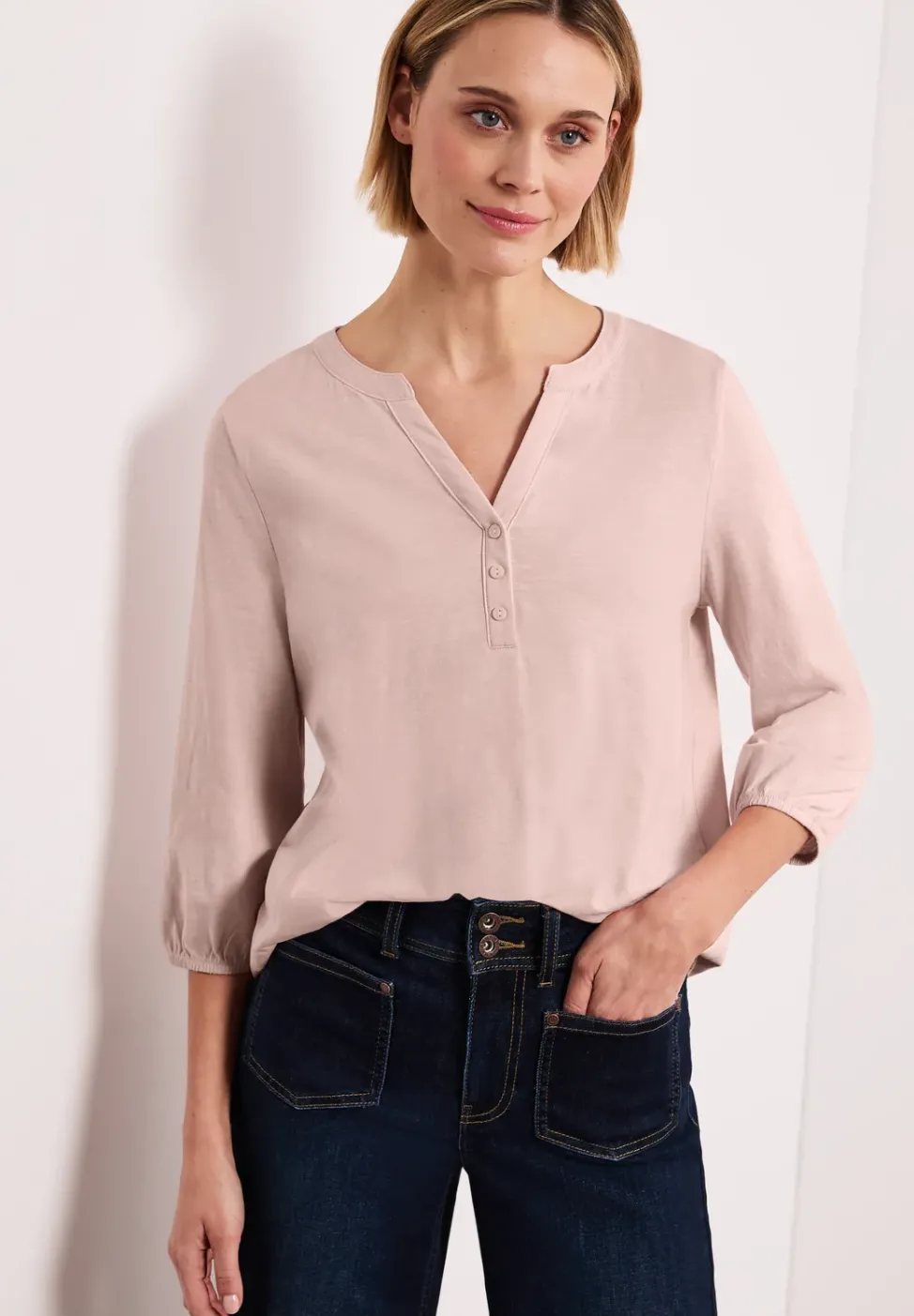 3/4-Arm Shirt mit Split Neck und Knöpfen