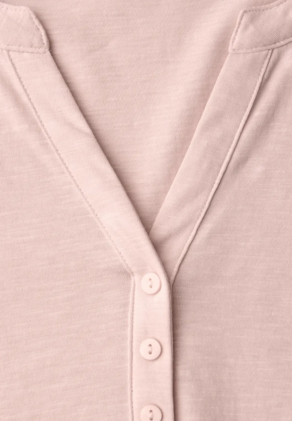 3/4-Arm Shirt mit Split Neck und Knöpfen
