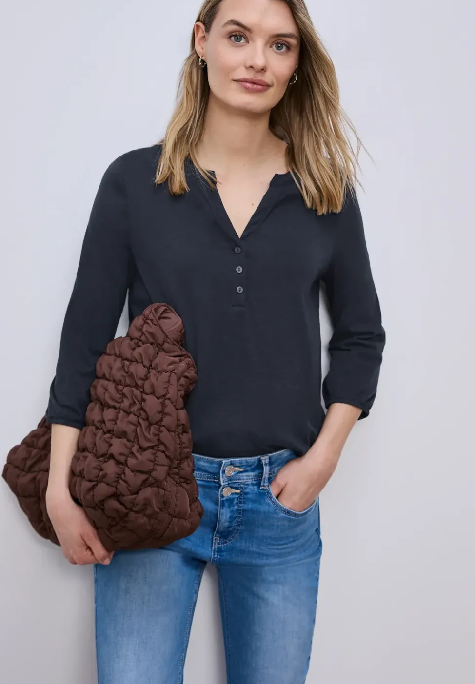 3/4-Arm Shirt mit Split Neck und Knöpfen