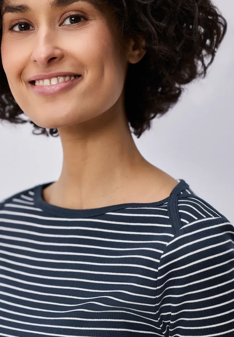 3/4-Arm Shirt mit U-Boot-Ausschnitt