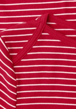 3/4-Arm Shirt mit U-Boot-Ausschnitt