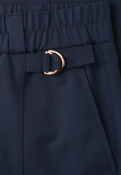 Barrel Leg Hose mit Schnallendetail