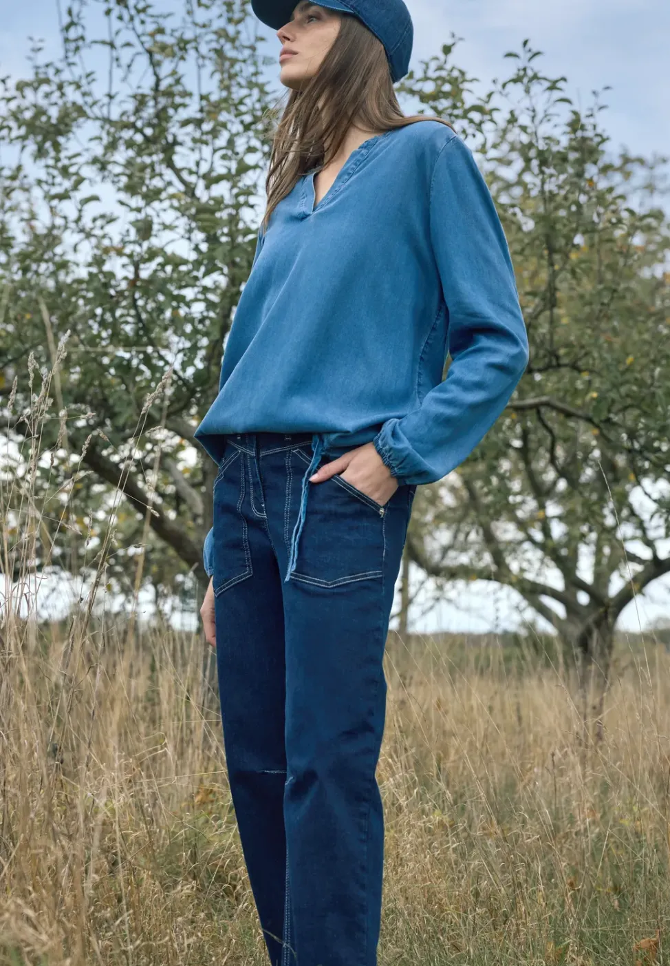 Barrel Leg Jeans