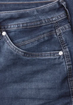 Barrel Leg Jeans