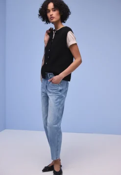 Barrel Leg Jeans