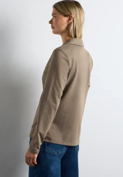 Basic Blazer
