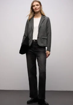Basic Blazer