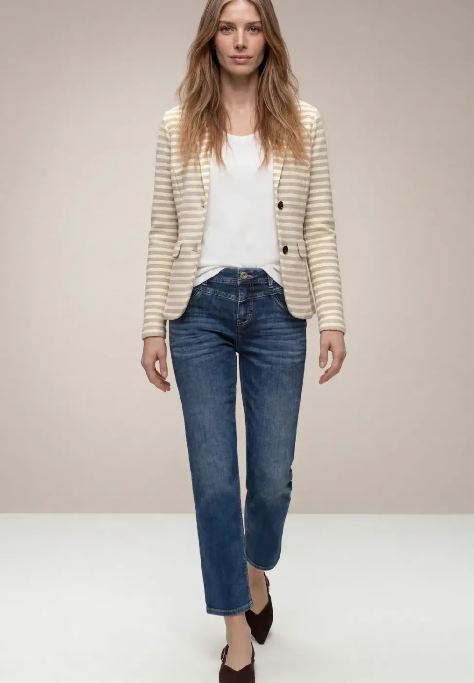Basic Blazer mit Knöpfen und Streifen