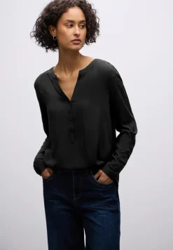 Basic Bluse in Unifarbe