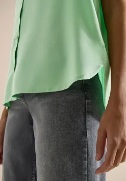 Basic Bluse mit Hemdkragen in Unifarbe