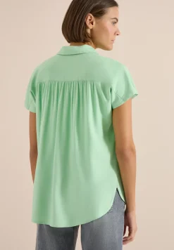 Basic Bluse mit Hemdkragen in Unifarbe