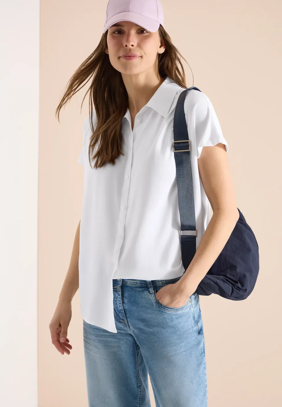 Basic Bluse mit Hemdkragen in Unifarbe