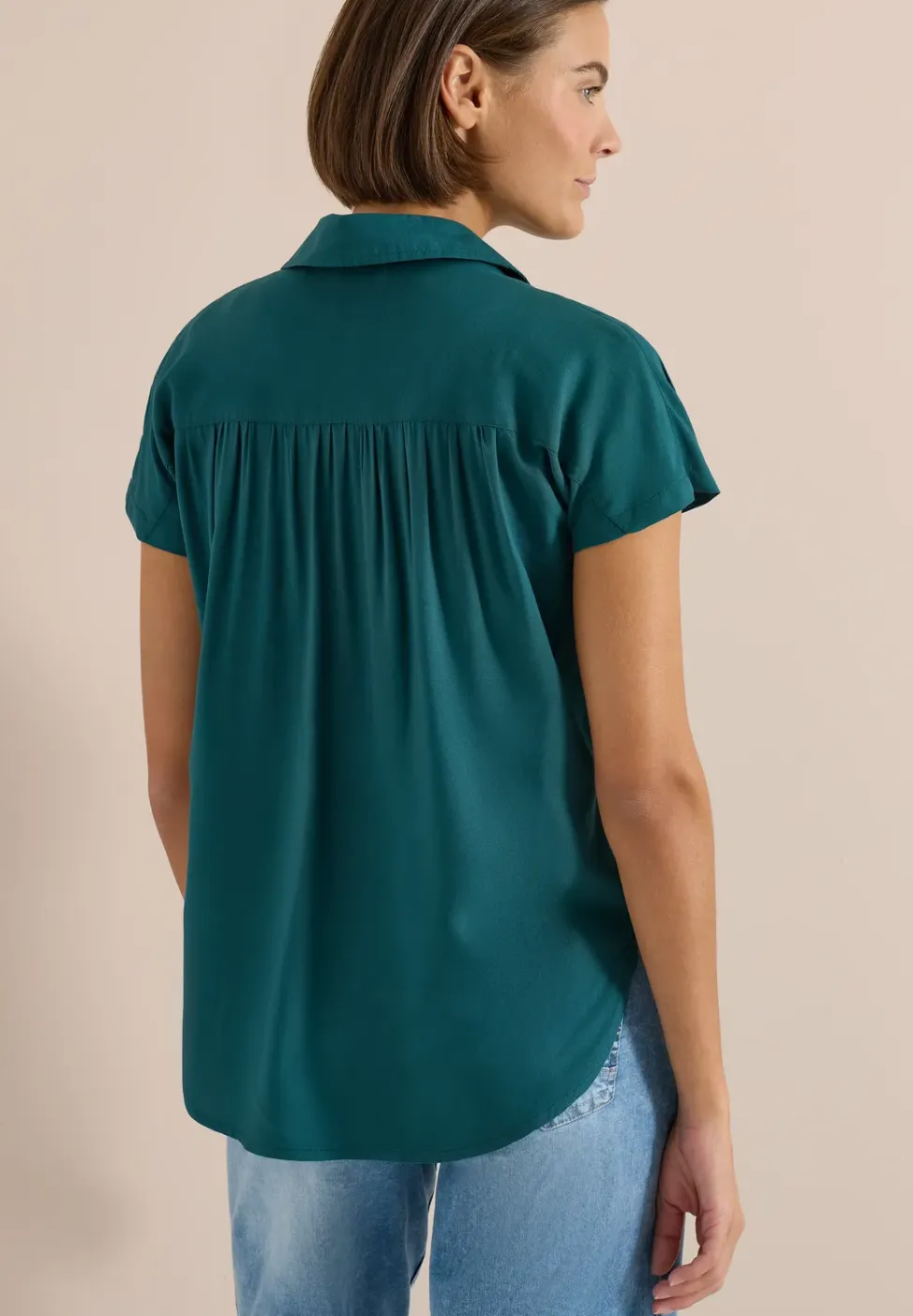 Basic Bluse mit Hemdkragen in Unifarbe