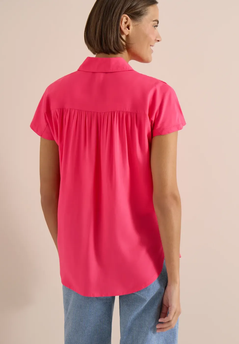 Basic Bluse mit Hemdkragen in Unifarbe