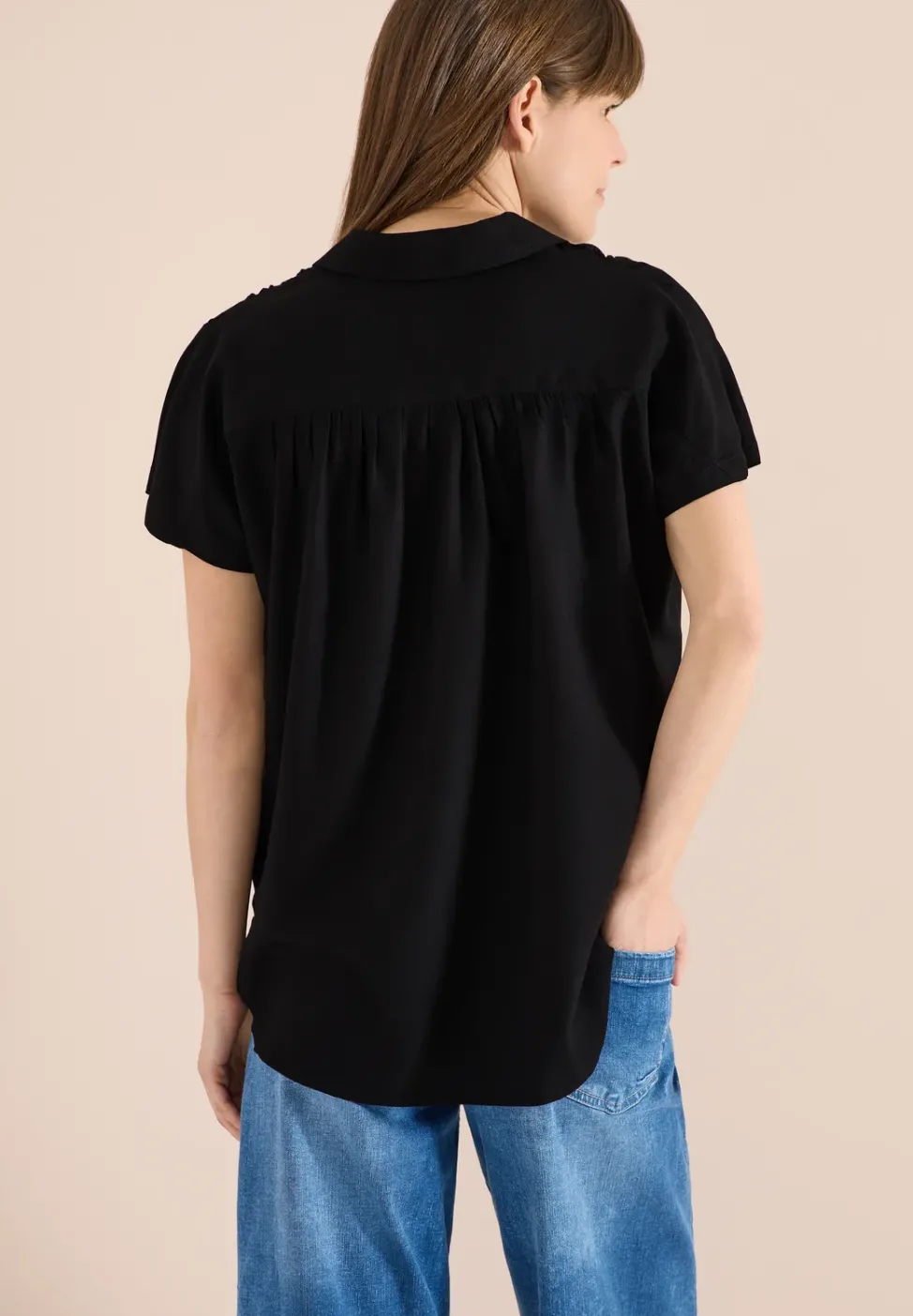 Basic Bluse mit Hemdkragen in Unifarbe
