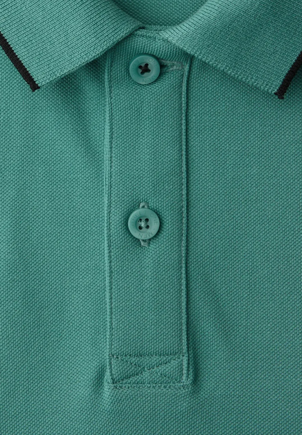 Basic Piqué Poloshirt mit Kontrastdetail