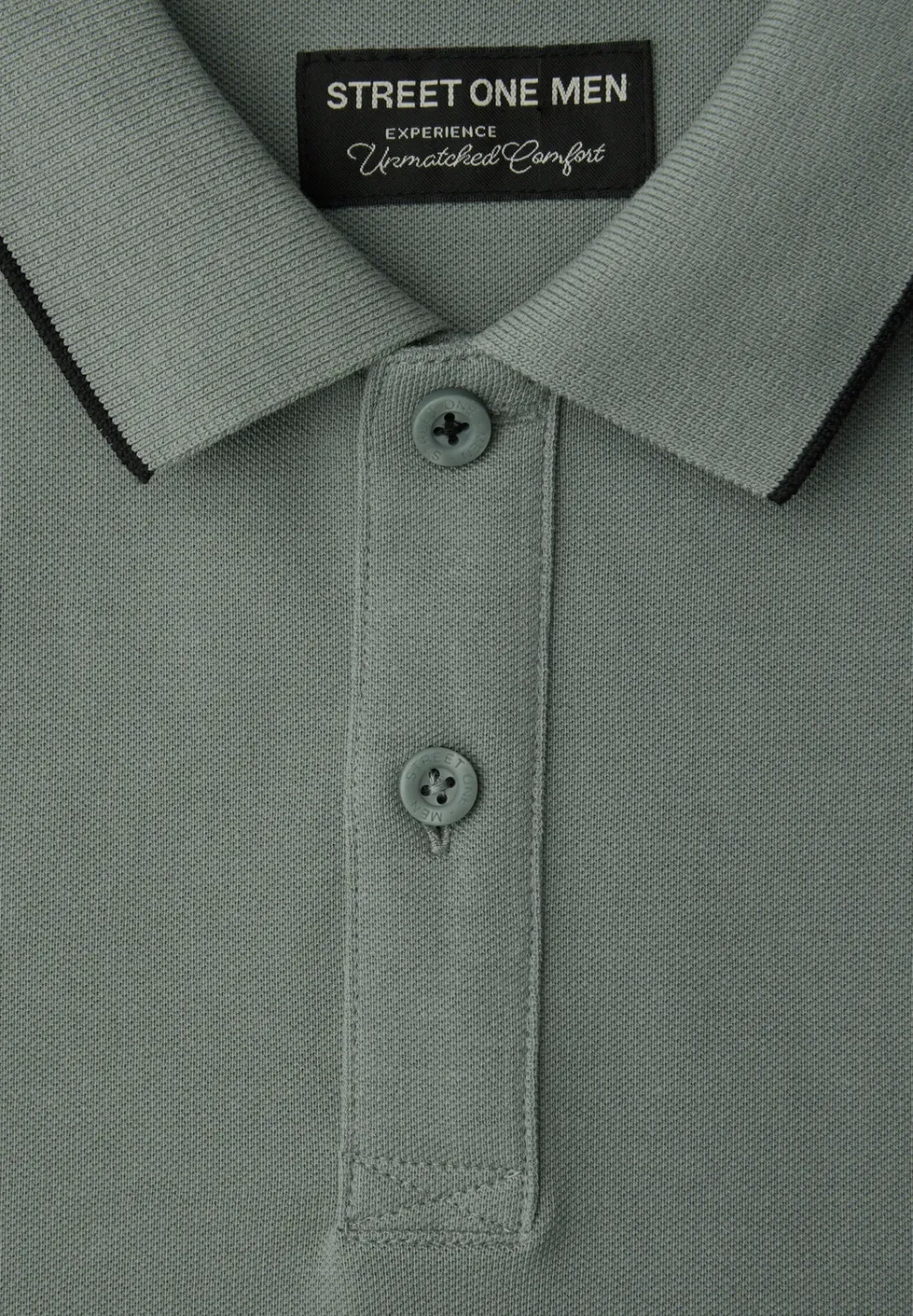 Basic Piqué Poloshirt mit Kontrastdetail