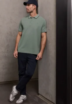 Basic Piqué Poloshirt mit Kontrastdetail