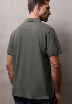 Basic Piqué Poloshirt mit Kontrastdetail