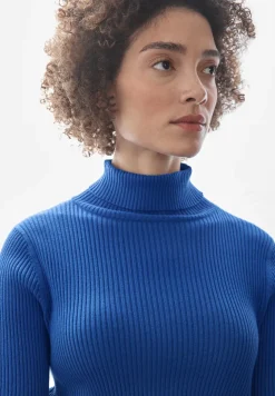 Basic Rollkragen-Pullover
