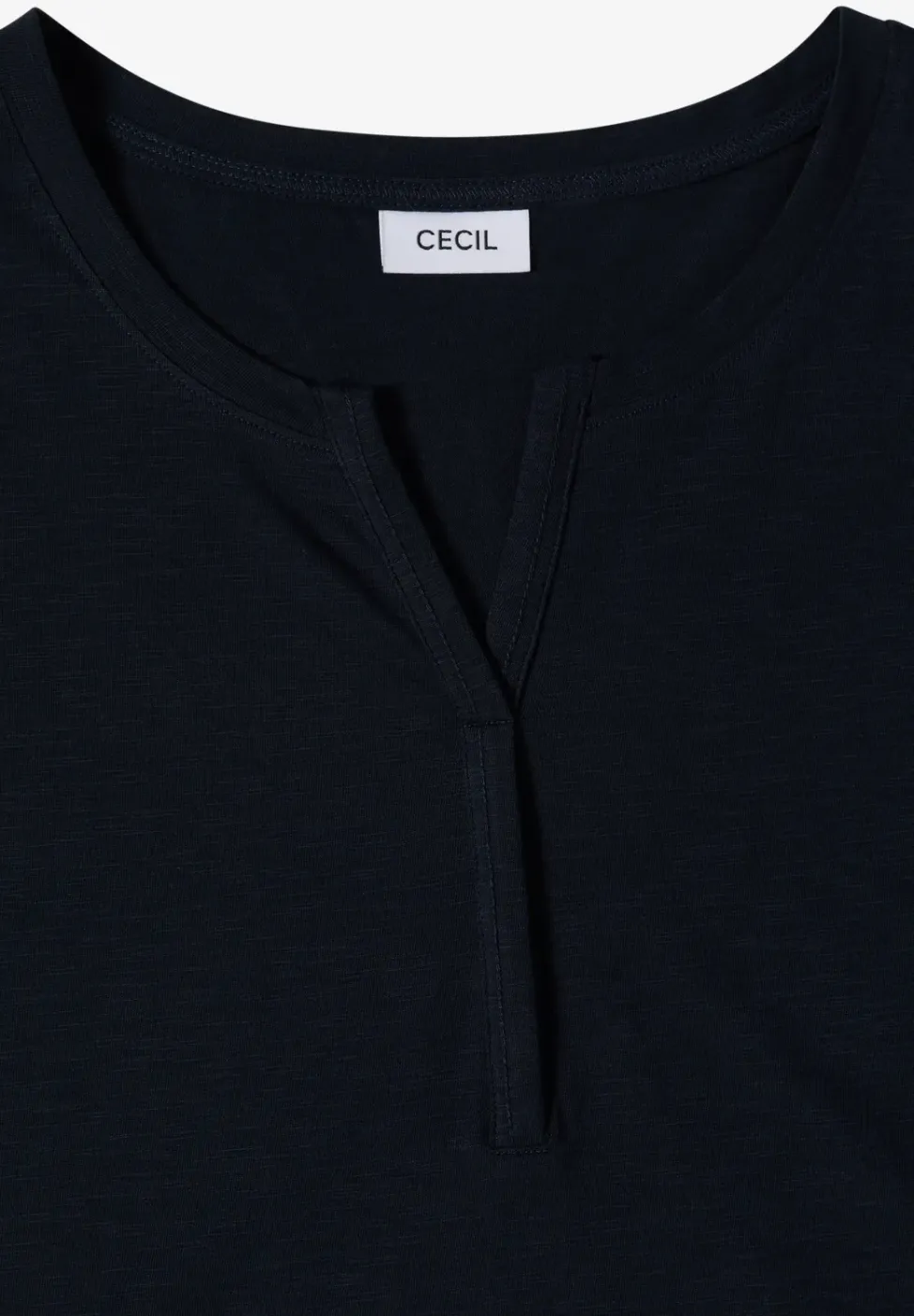 Basic Shirt im Tunika-Look