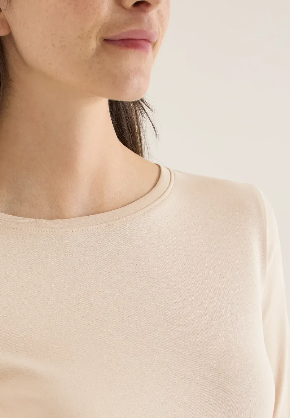 Basic Shirt in Unifarbe