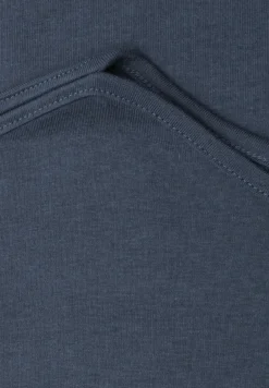 Basic Shirt mit U-Boot-Ausschnitt