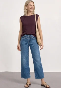 Basic Shirt mit U-Boot-Ausschnitt