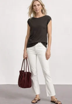 Basic Shirt mit U-Boot-Ausschnitt