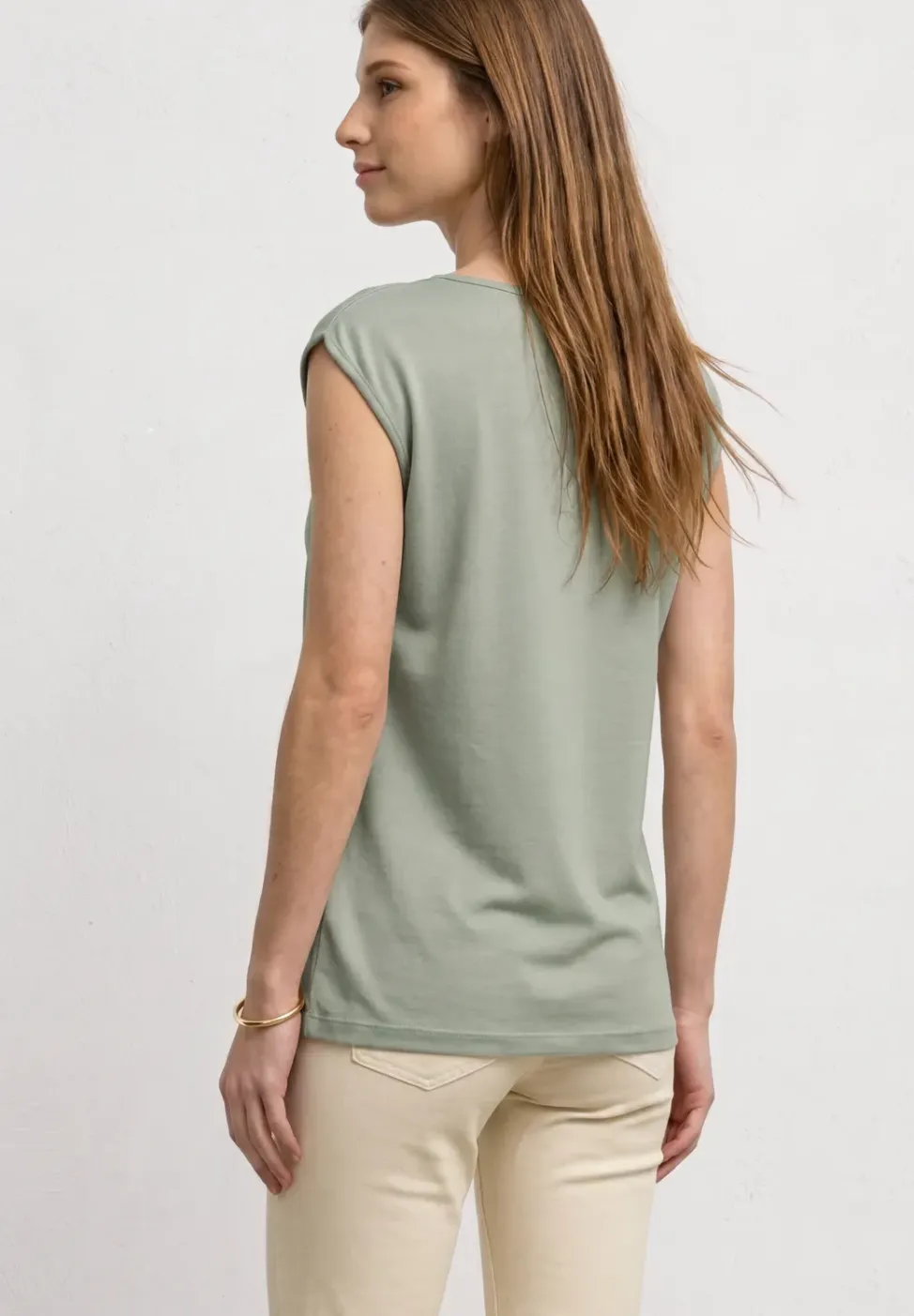 Basic Shirt mit U-Boot-Ausschnitt