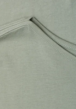 Basic Shirt mit U-Boot-Ausschnitt