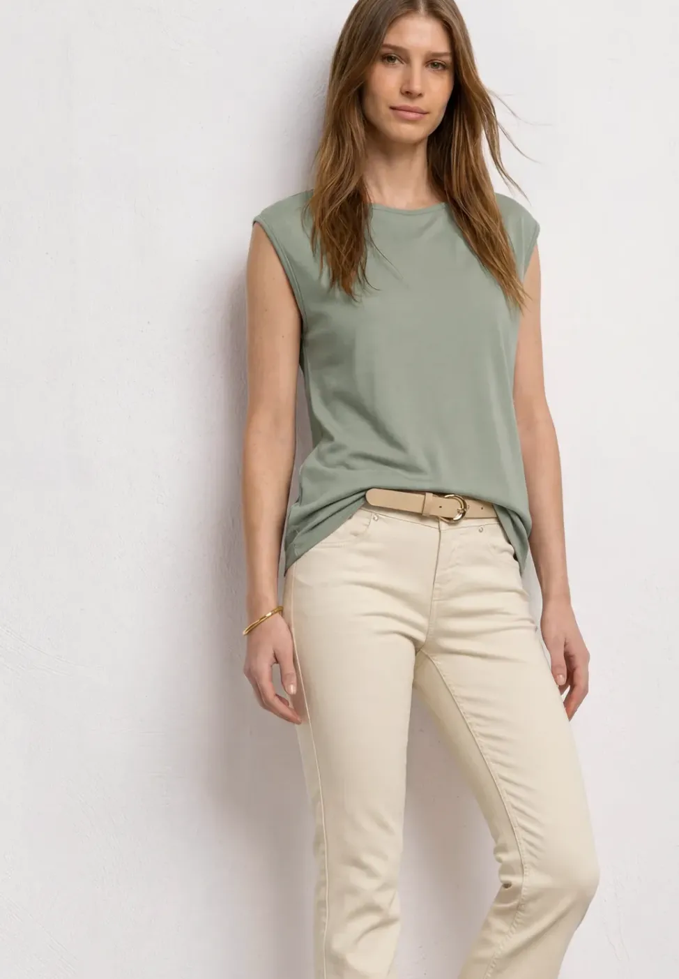Basic Shirt mit U-Boot-Ausschnitt