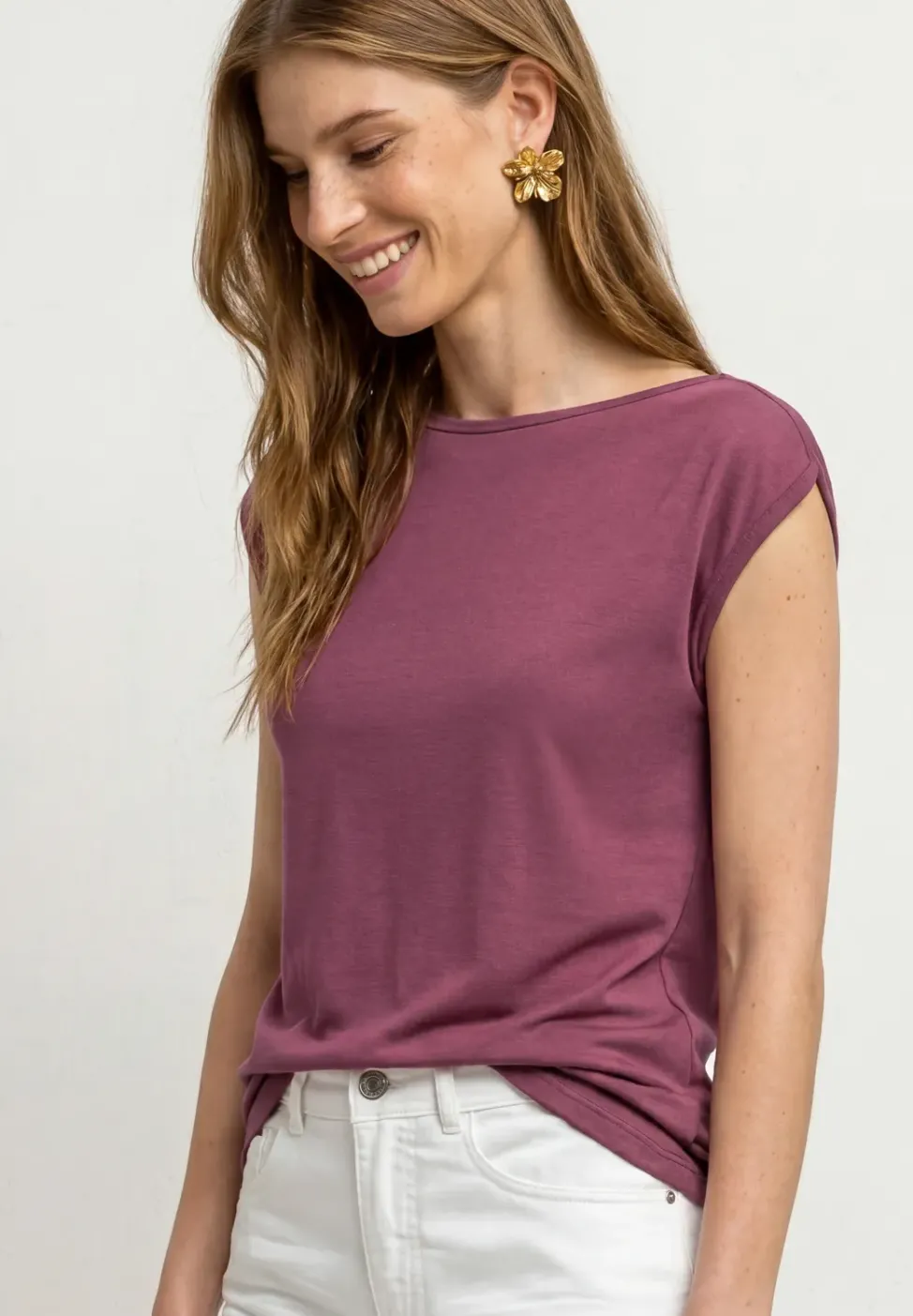 Basic Shirt mit U-Boot-Ausschnitt