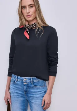 Basic Sweatshirt