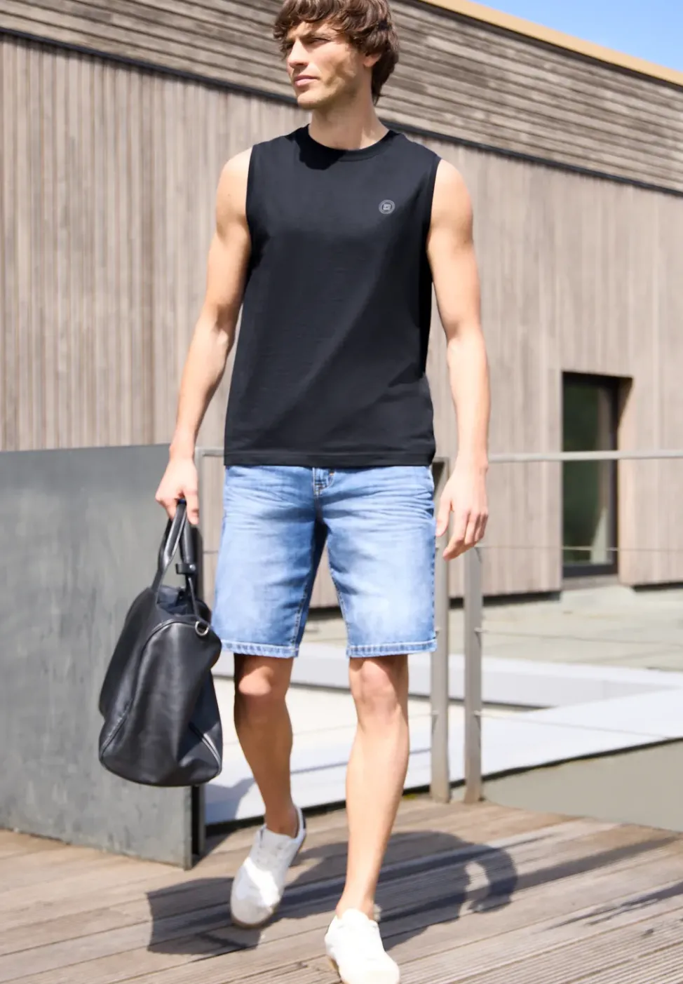 Basic Tank Top mit Rundhals
