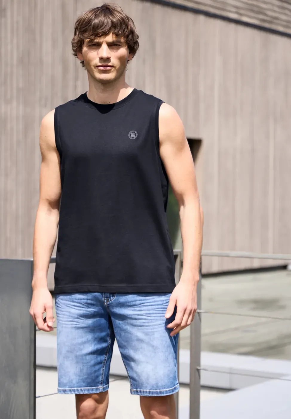 Basic Tank Top mit Rundhals
