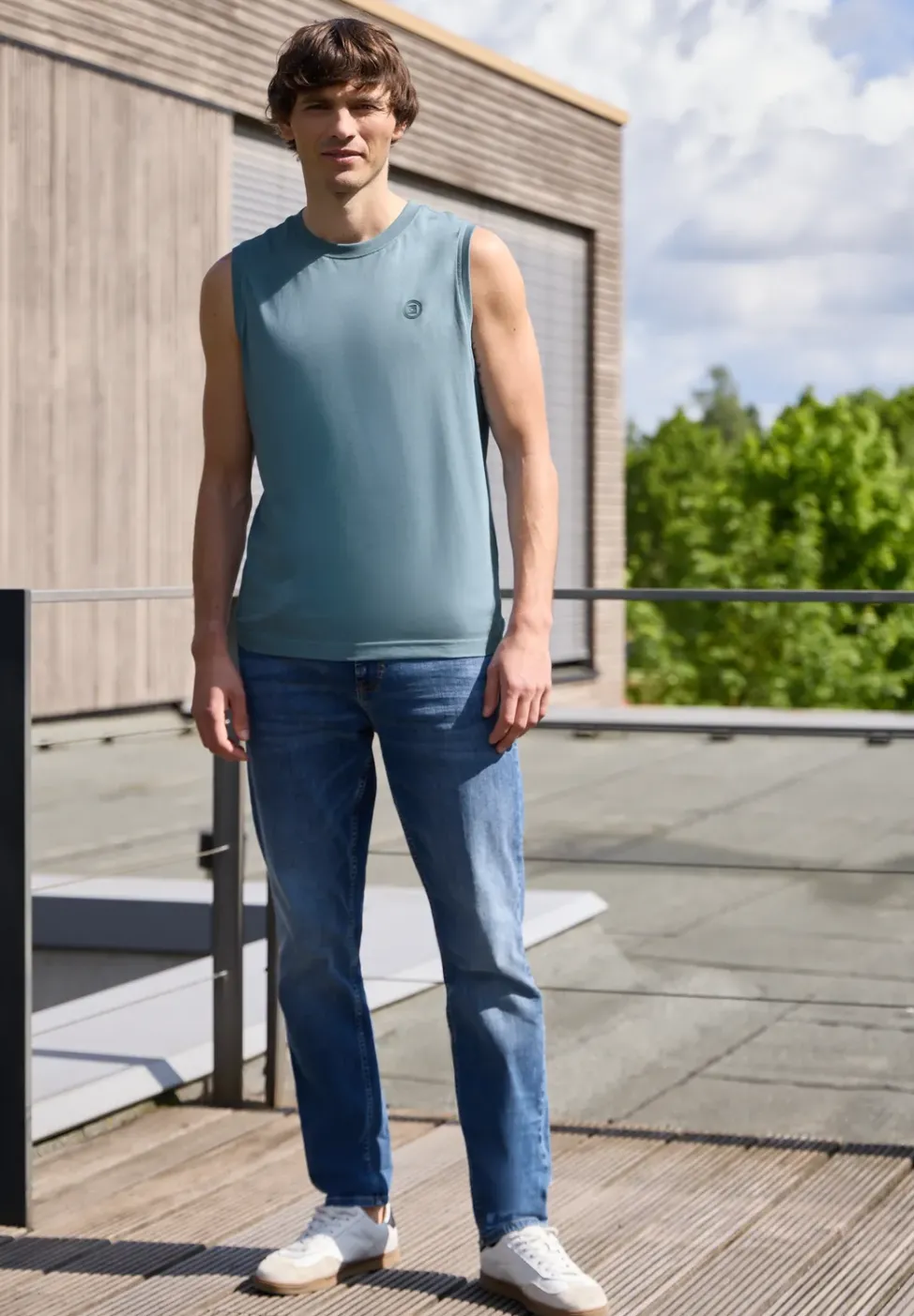 Basic Tank Top mit Rundhals