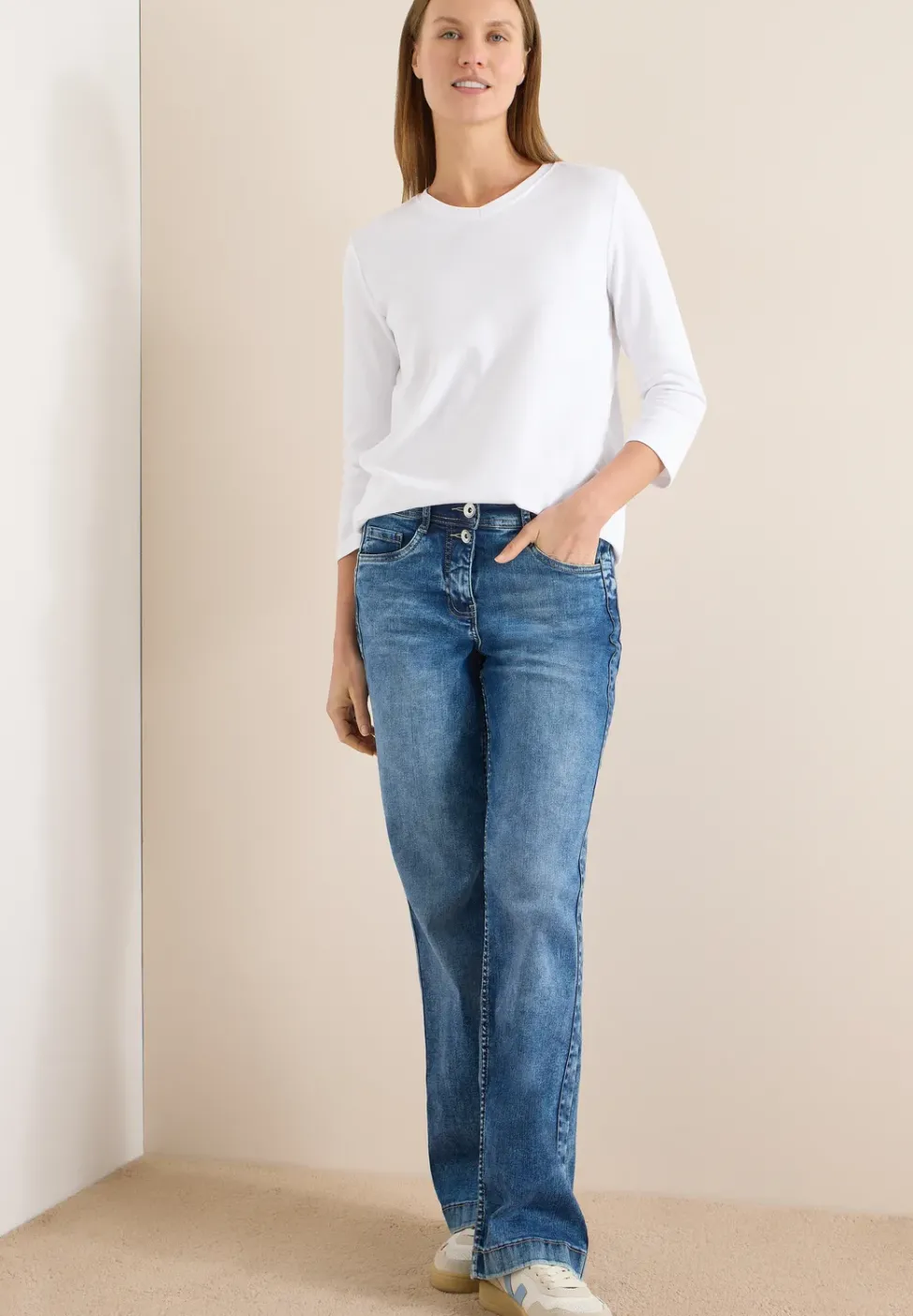 Basic T-Shirt